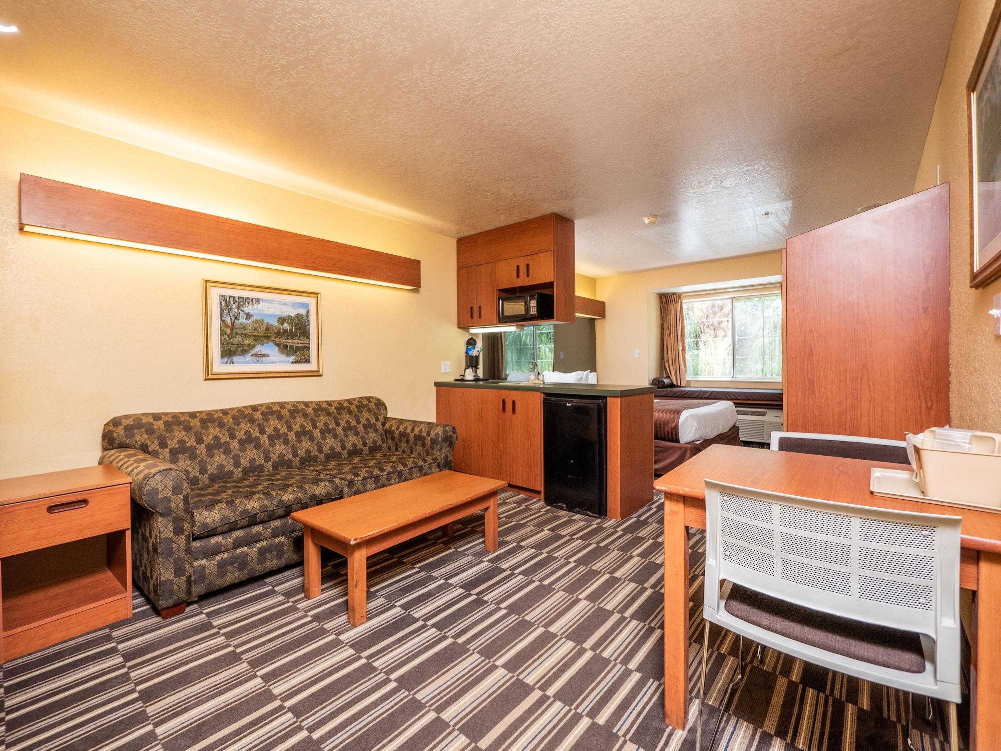 Microtel Inn And Suites Ocala Exterior foto