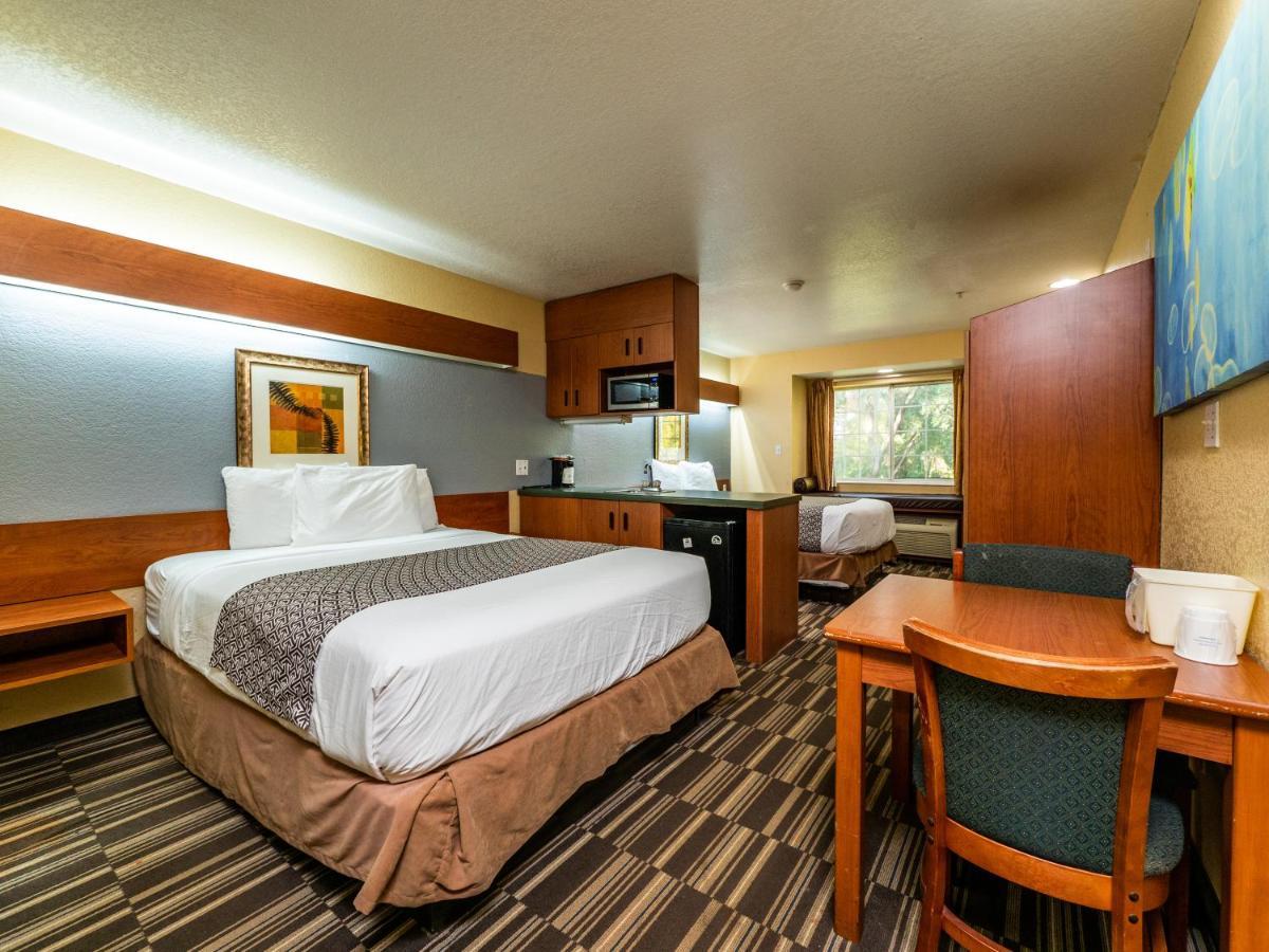 Microtel Inn And Suites Ocala Exterior foto
